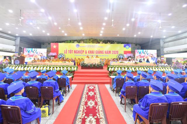 Trang nghiêm Lễ Tốt nghiệp và Tổng khai giảng tại HVPGVN tại TP. HCM