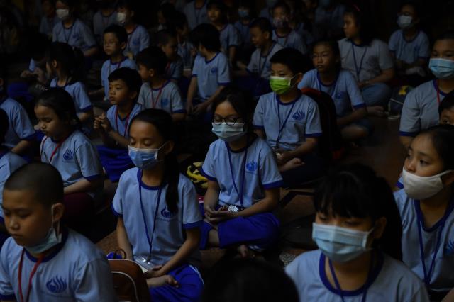 Về chùa, ươm mầm những ước mơ