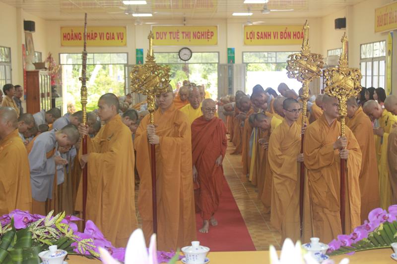 Đồng Tháp: Lễ tốt nghiệp khoá VIII và khai giảng khoá IX trường TCPH Đồng Tháp