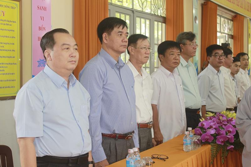 Đồng Tháp: Lễ tốt nghiệp khoá VIII và khai giảng khoá IX trường TCPH Đồng Tháp