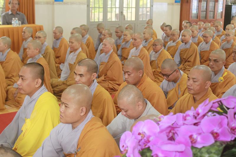 Đồng Tháp: Lễ tốt nghiệp khoá VIII và khai giảng khoá IX trường TCPH Đồng Tháp