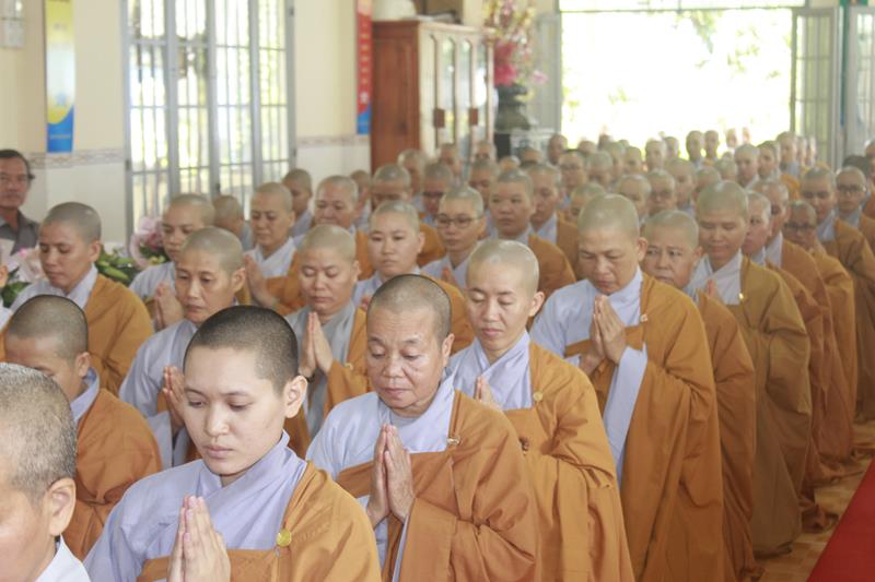 Đồng Tháp: Lễ tốt nghiệp khoá VIII và khai giảng khoá IX trường TCPH Đồng Tháp