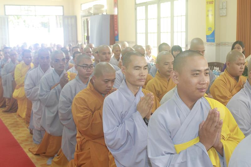 Đồng Tháp: Lễ tốt nghiệp khoá VIII và khai giảng khoá IX trường TCPH Đồng Tháp