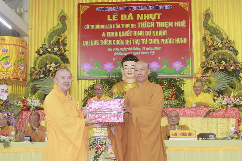 Đồng Tháp: Lễ công bố quyết định bổ nhiệm Trụ trì chùa Phước Hưng