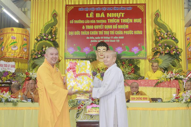 Đồng Tháp: Lễ công bố quyết định bổ nhiệm Trụ trì chùa Phước Hưng
