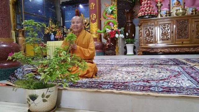 Lễ sớt bát gieo duyên tại tịnh xá Ngọc Bửu