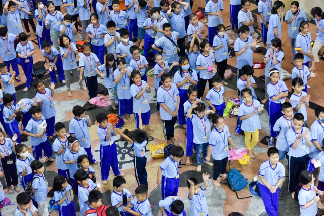 “Búp sen” đập heo, hướng về miền Trung thân yêu