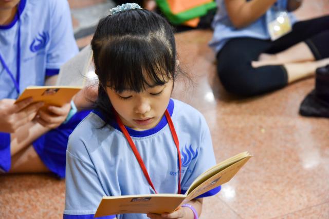 “Búp sen” đập heo, hướng về miền Trung thân yêu