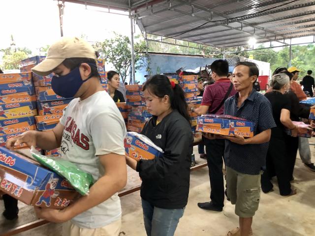 Phật Giáo Thủ Đức Quyên Góp Gần 5 Tỷ Đồng Cứu Trợ Đồng Bào Miền Trung