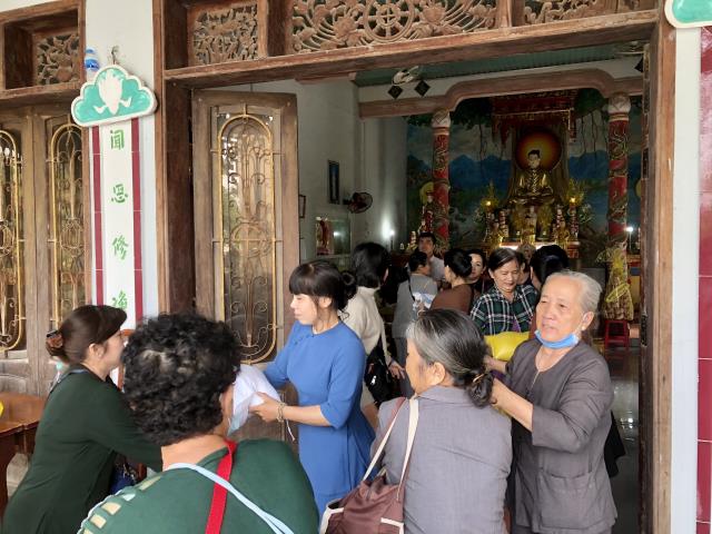 Phật Giáo Thủ Đức Quyên Góp Gần 5 Tỷ Đồng Cứu Trợ Đồng Bào Miền Trung