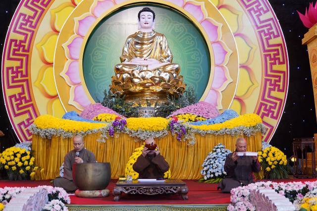Hà Nội: Trước thềm sự kiện Kỷ niệm Đại lễ đức Phật Thích Ca thành Đạo PL.2564 tại chùa Bằng (Linh Tiên tự)