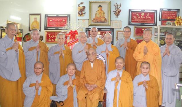 TP Hồ Chí Minh: Phân ban Ni giới Trung Ương chúc Tết Tân Sửu 2021