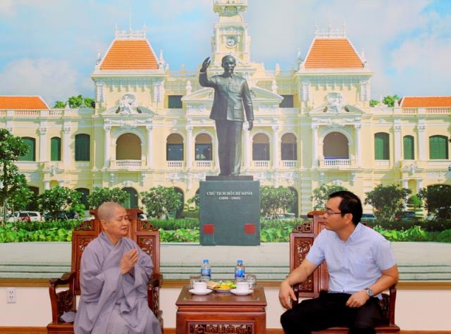 TP Hồ Chí Minh: Phân ban Ni giới Trung Ương chúc Tết Tân Sửu 2021