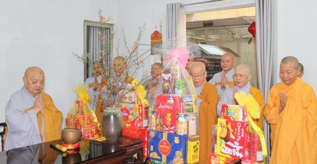 TP Hồ Chí Minh: Phân ban Ni giới Trung Ương chúc Tết Tân Sửu 2021