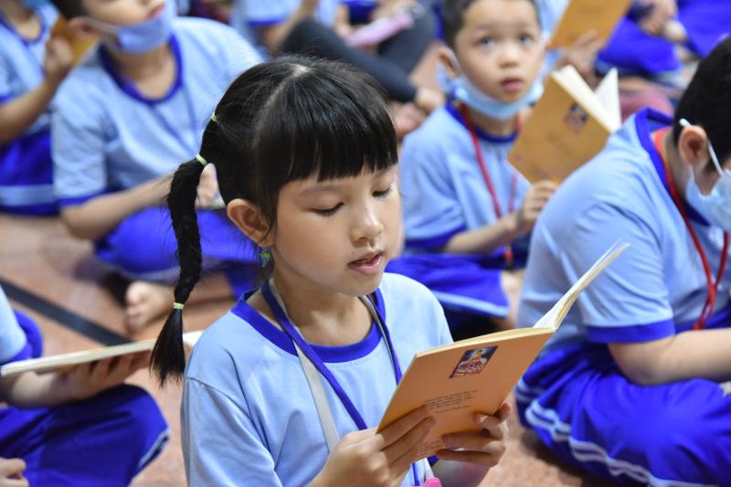 Khóa tu Búp Sen Từ Bi: Đi qua năm Canh Tý
