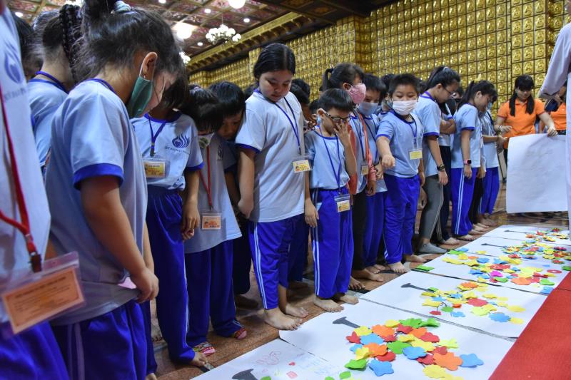 Khóa tu Búp Sen Từ Bi: Đi qua năm Canh Tý