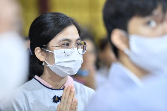 TP.HCM: Hơn 700 thiện nam, tín nữ quy y nhân kỷ niệm Phật thành đạo (08-12 AL)