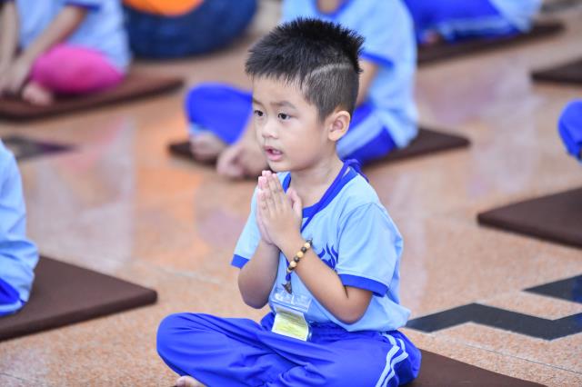 Khóa tu Búp sen từ bi: Ngày em trở lại chùa