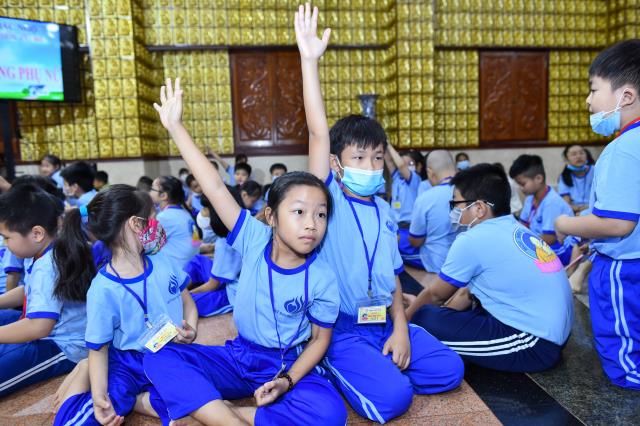 Khóa tu Búp sen từ bi: Ngày em trở lại chùa
