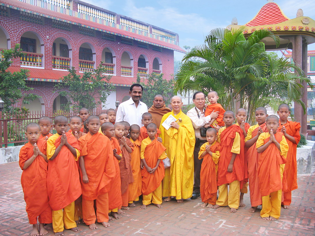 Chùa Linh Sơn, Ấn Độ