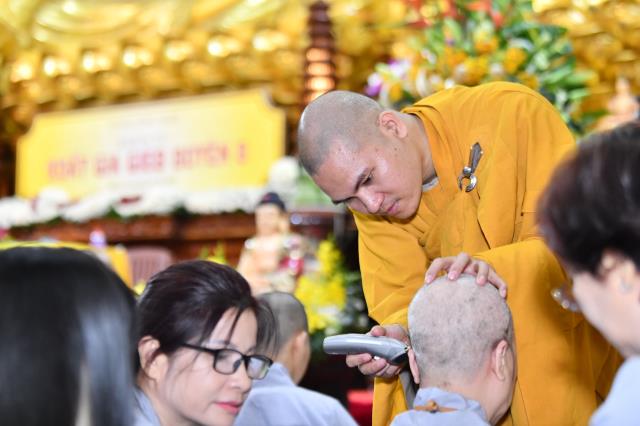 TP.HCM: Gần 170 hành giả tham dự khóa tu Xuất Gia Gieo Duyên tại chùa Giác Ngộ