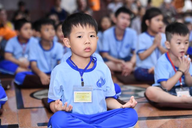 Khóa tu Búp Sen Từ Bi: Những bài đạo đức nhỏ góp nhặt nên nhân cách lớn