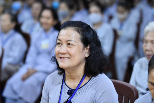 Khóa tu Ngày An Lạc: Đọc Kinh là thắp lên ngọn đuốc “trí tuệ”, giúp vượt qua đoạn đường “vô minh”