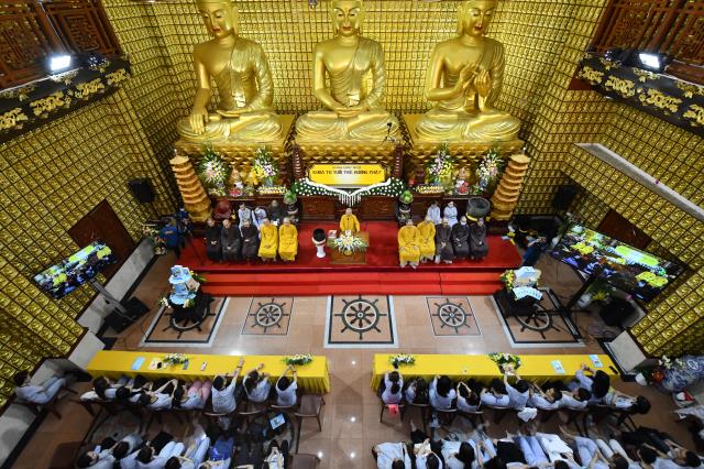 Khóa tu Tuổi trẻ: Đánh thức tiềm năng bên trong mỗi người