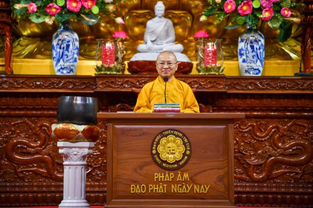 Khóa tu Ngày An Lạc online: Thờ cha kính mẹ chưa phải là chân tu