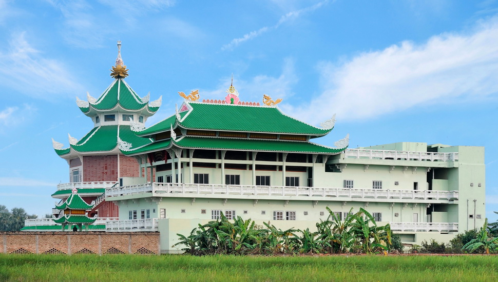 Tự Viện Ni Giới người Việt tại Hải ngoại.