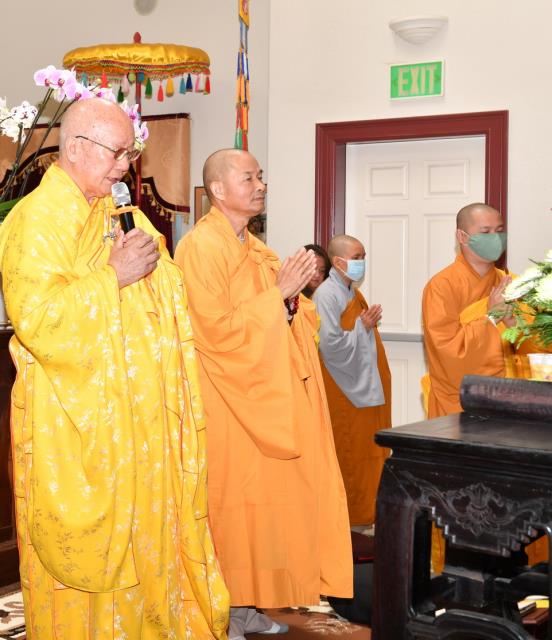 Trang nghiêm Đại lễ Phật Đản 2645 tại chùa Phổ Từ, Hayward, California, Hoa Kỳ