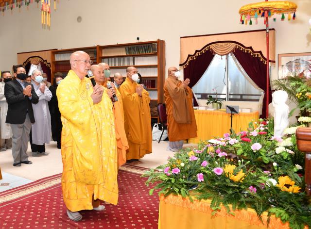 Trang nghiêm Đại lễ Phật Đản 2645 tại chùa Phổ Từ, Hayward, California, Hoa Kỳ
