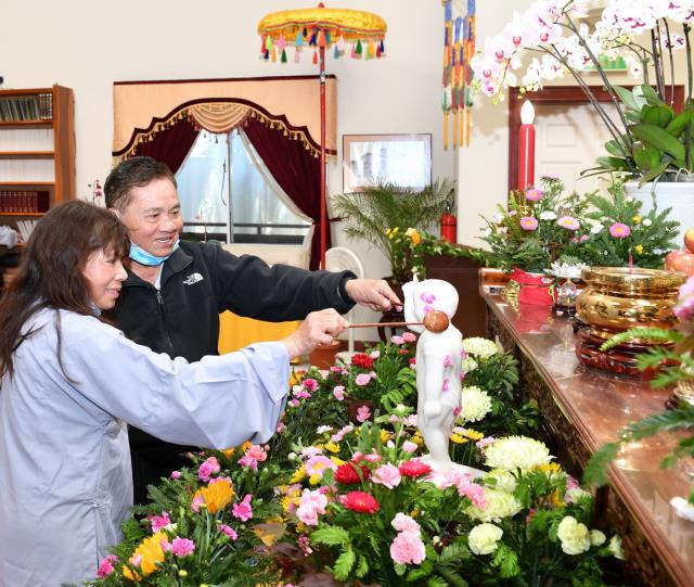 Trang nghiêm Đại lễ Phật Đản 2645 tại chùa Phổ Từ, Hayward, California, Hoa Kỳ
