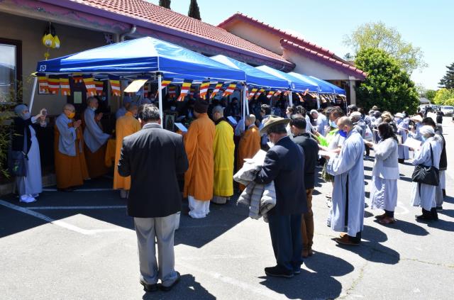 Trang nghiêm Đại lễ Phật Đản 2645 tại chùa Phổ Từ, Hayward, California, Hoa Kỳ