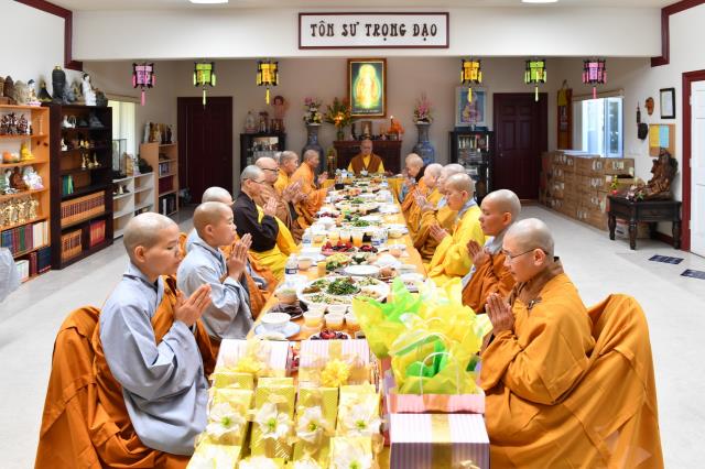 Trang nghiêm Đại lễ Phật Đản 2645 tại chùa Phổ Từ, Hayward, California, Hoa Kỳ