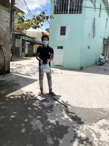 Thân khỏe thì tâm mới an: tặng thêm gần 200 bộ thuốc cho F0 tại nhà