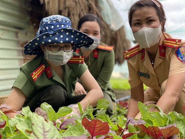 Một lòng hướng thiện, nhiều nhà hảo tâm góp sức cùng trao 900 túi an sinh giúp Bình Dương vượt COVID-19