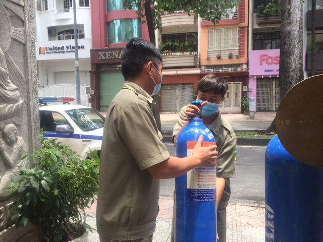 Tiếp thêm hơi thở cho F0 trở nặng từ hơn 260 bình oxy