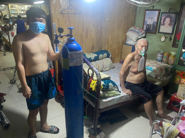 Tiếp thêm hơi thở cho F0 trở nặng từ hơn 260 bình oxy
