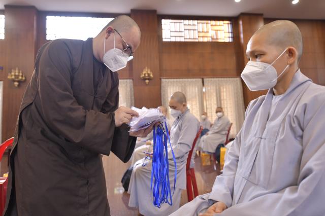 Thêm 50 tình nguyện viên Phật giáo tham dự lễ xuất hành hỗ trợ chống dịch tại Bệnh viện Hồi sức Covid-19