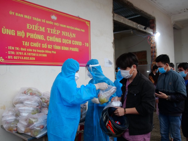 Lan tỏa bao việc thiện khi hàng chục nghìn suất ăn 0 đồng được gửi đến người dân “hành hương” tránh dịch