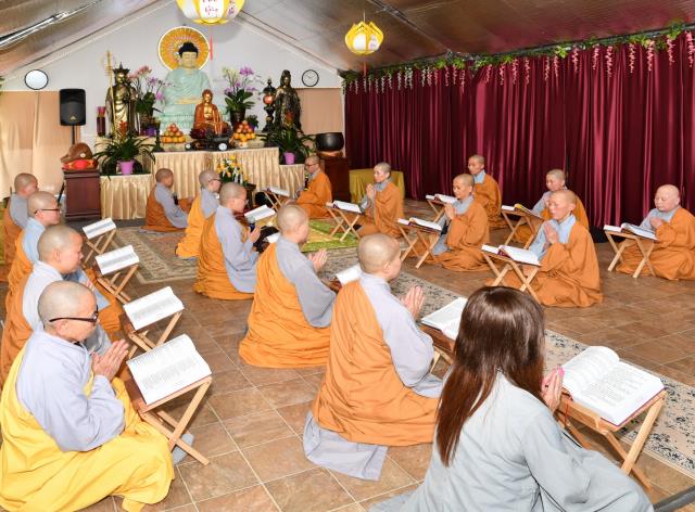 Trang Nghiêm Khóa Tu “Kiết Thu Tịnh Trụ” Năm 2021 Tại Tu Viện Huyền Không, San Jose, Hoa Kỳ