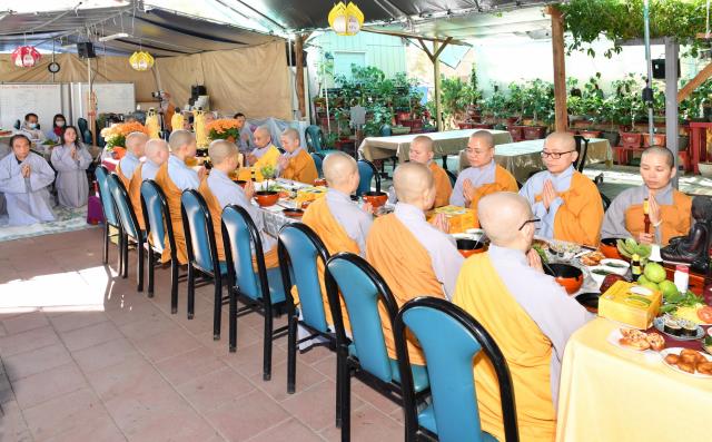 Trang Nghiêm Khóa Tu “Kiết Thu Tịnh Trụ” Năm 2021 Tại Tu Viện Huyền Không, San Jose, Hoa Kỳ