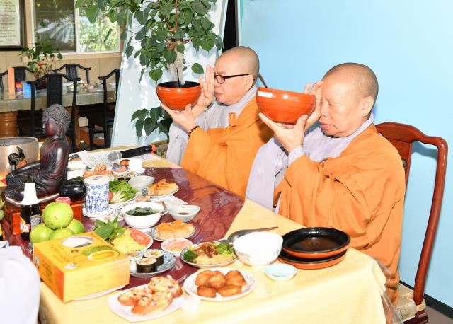 Trang Nghiêm Khóa Tu “Kiết Thu Tịnh Trụ” Năm 2021 Tại Tu Viện Huyền Không, San Jose, Hoa Kỳ