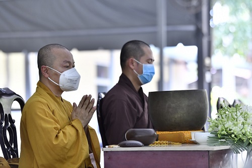 Vì Ngày Mai Đạo Pháp Rạng Soi: Chùa Giác Ngộ - Quỹ ĐPNN Cúng Dường Quỹ Đời Sống Tăng Ni 1,2 Tỷ Đồng