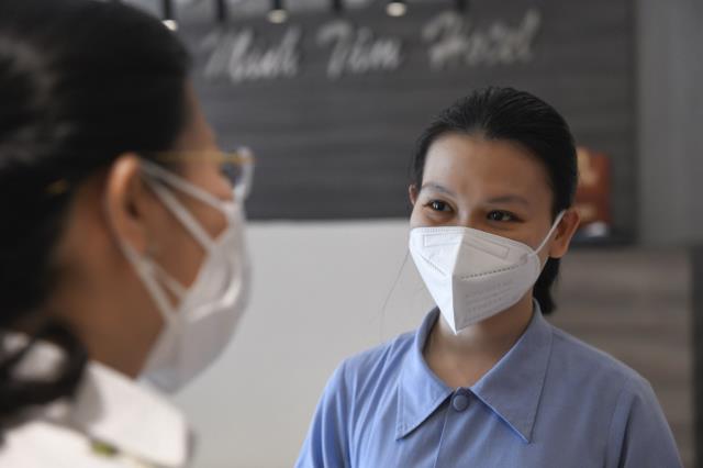 Sau 3 tháng hỗ trợ, 13 tình nguyện viên Phật giáo kết thúc nhiệm vụ tại Bệnh viện Hồi phục Covid-19