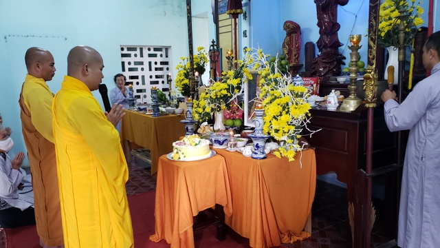Chùa Bảo Phước cúng rằm Hạ nguyên - tưởng niệm Tiểu tường cố Hòa thượng Thích Ngộ Tánh.