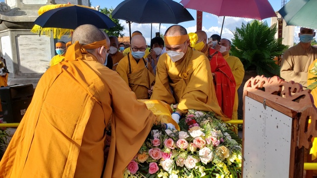 Lễ nhập bảo tháp và bách nhật Hòa thượng Thích Ngộ Tịnh