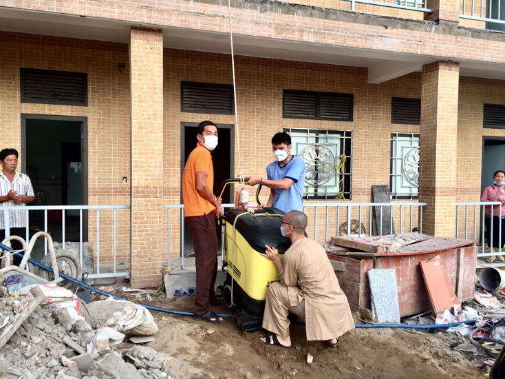 Những ngày rộn ràng sáng đêm tại chùa Quan Âm Đông Hải (Sóc Trăng)