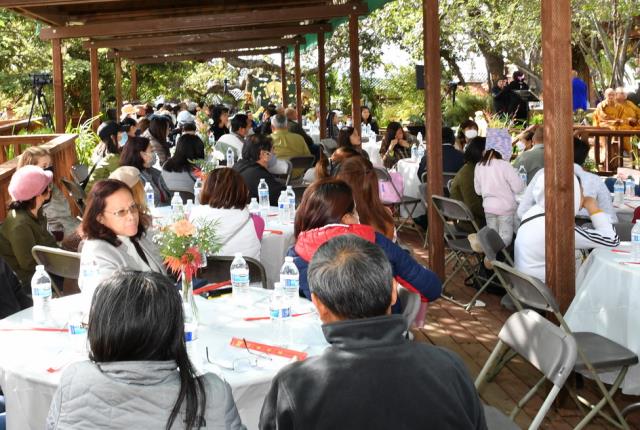 Tu Viện Thôn Yên, Gilroy (Hoa Kỳ): Tổ Chức Lễ Cầu Bình Yên Và Tiệc Chay Mừng Tu Viện 10 Năm Thành Lập